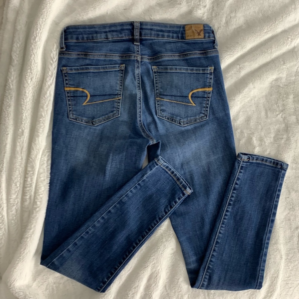 American Eagle Jeans- Size 4 - Picture 3 of 3